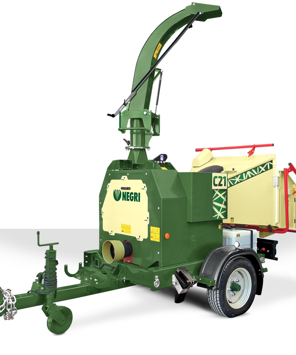 NEGRI Holzhäcksler C21 / Häcksler mit Straßenfahrwerk für Traktor